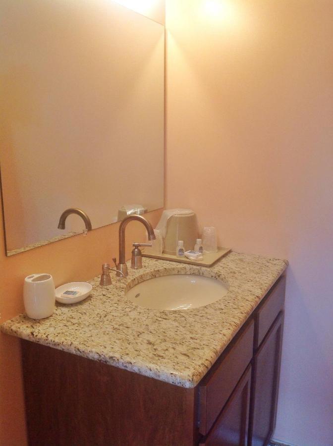 Jefferson Inn And Suites Room photo