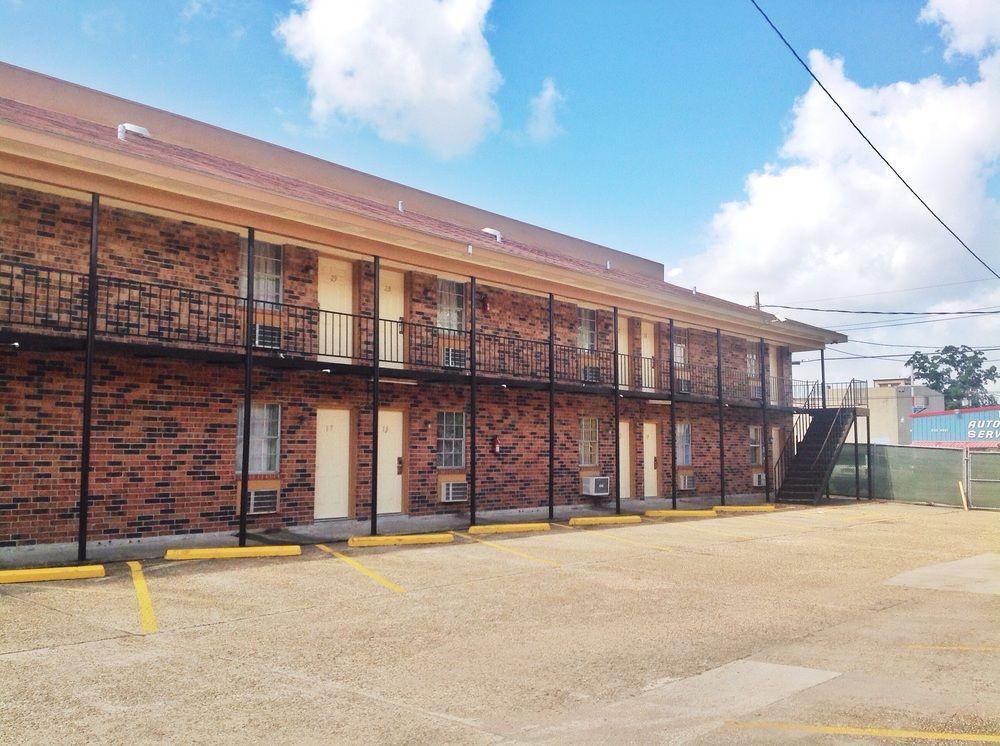 Jefferson Inn And Suites Exterior photo